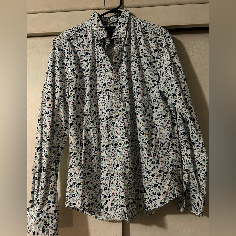 Cactus Man Slim Fit Button Down Shirt size Medium